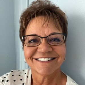 Meet your Posher, Janet